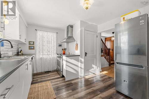 332 Portland Street, Dartmouth, NS - Indoor Photo Showing Kitchen With Double Sink