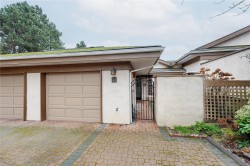 31-901 Kentwood Lane  Saanich, BC V8Y 2Y7