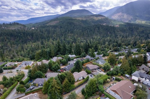 1738 Martini Way, Qualicum Beach, BC 