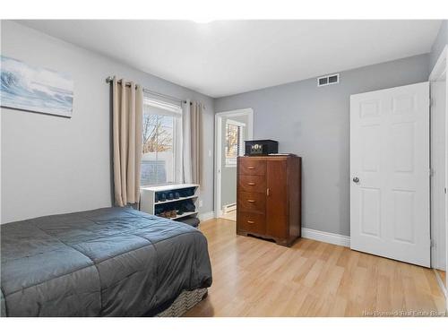 331 Thomas St, Dieppe, NB 