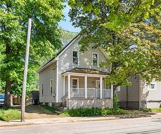 45-47 St-George  Moncton, NB E1C 1T2