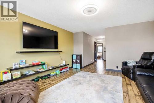 6 Westmount Circle, Okotoks, AB - Indoor