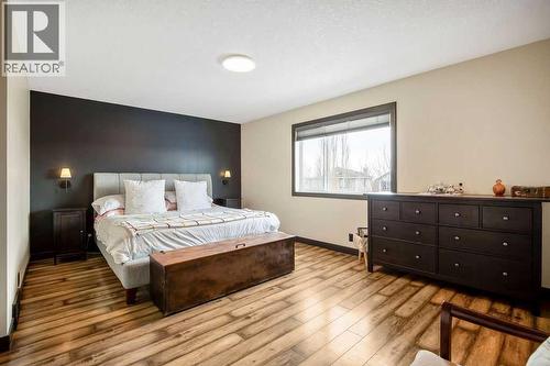 6 Westmount Circle, Okotoks, AB - Indoor Photo Showing Bedroom