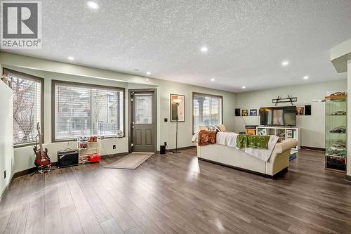 6 Westmount Circle, Okotoks, AB - Indoor Photo Showing Other Room