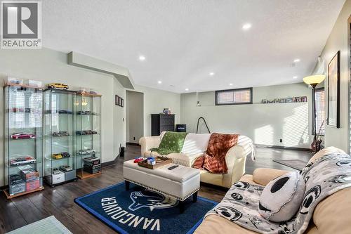 6 Westmount Circle, Okotoks, AB - Indoor Photo Showing Other Room