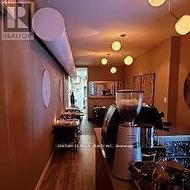 1183 DUNDAS STREET W  Toronto, ON M6J 1X3