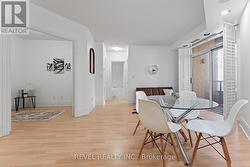 1101 - 3880 DUKE OF YORK BOULEVARD  Mississauga, ON L5B 4M7