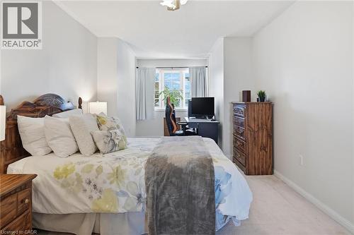 5030 Bunton Crescent, Burlington, ON - Indoor Photo Showing Bedroom