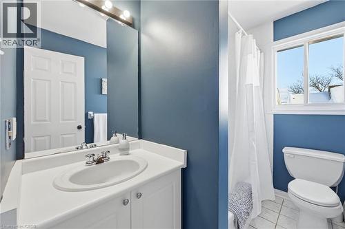 5030 Bunton Crescent, Burlington, ON - Indoor Photo Showing Bathroom