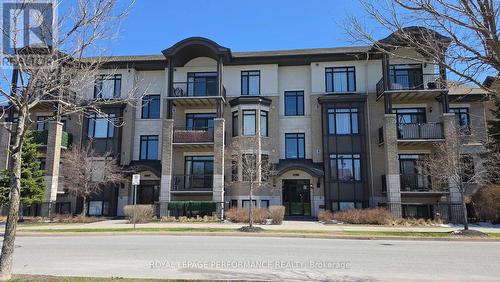 101 - 655 BEAUPARC PRIVATE  Ottawa, ON K1J 0B6