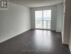 3803 - 50 TOWN CENTRE COURT  Toronto, ON M1P 4Y7