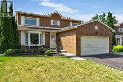 70 LILLIAN CRESCENT  Barrie, ON L4N 5H7