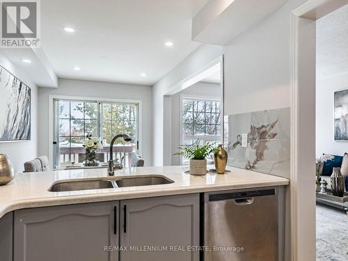 9 Revelstoke Place, Brampton, ON - Indoor Photo Showing Kitchen With Double Sink