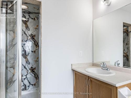 9 Revelstoke Place, Brampton, ON - Indoor Photo Showing Bathroom