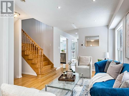 9 Revelstoke Place, Brampton, ON - Indoor Photo Showing Living Room