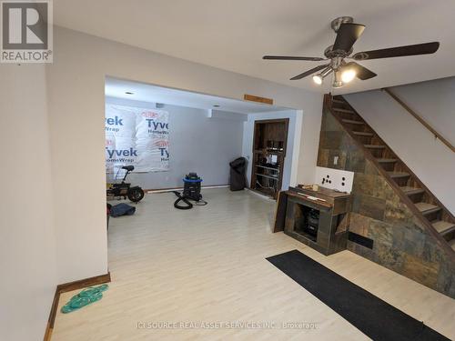 1168 Canterbury Road, Mississauga, ON - Indoor Photo Showing Other Room