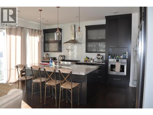 1843 Diamond View Drive, West Kelowna, BC - Indoor Photo Showing Kitchen With Upgraded Kitchen