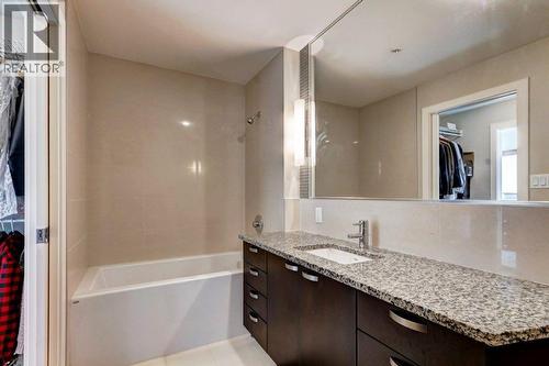 Primary ensuite - 602, 99 Spruce Place Sw, Calgary, AB - Indoor Photo Showing Bathroom