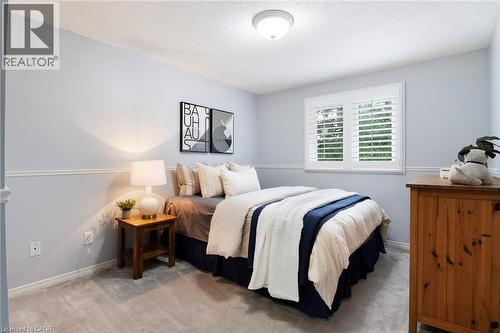 391 Strawberry Crescent, Waterloo, ON - Indoor Photo Showing Bedroom