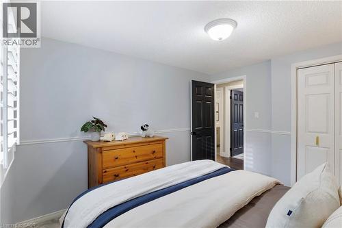 391 Strawberry Crescent, Waterloo, ON - Indoor Photo Showing Bedroom