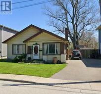 22 CLAIRE AVENUE  Hamilton (Hamilton Beach), ON L8N 7X1