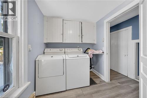 1631 River Road, Cayuga, ON - Indoor Photo Showing Laundry Room