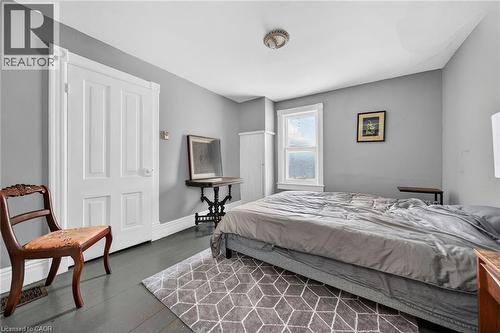 1631 River Road, Cayuga, ON - Indoor Photo Showing Bedroom