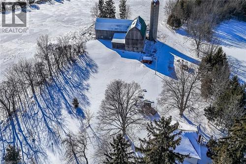 1631 River Road, Cayuga, ON - Outdoor