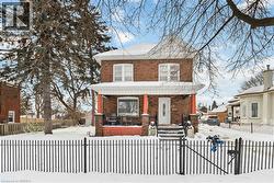 45 BRIGHTON Avenue  Brantford, ON N3S 1V8