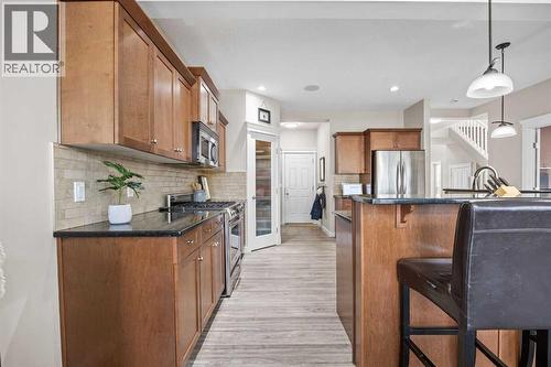 202 Royal Oak Heath Nw, Calgary, AB - Indoor Photo Showing Kitchen