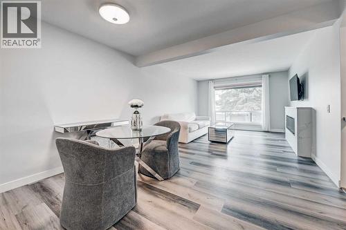 43, 5019 46 Avenue Sw, Calgary, AB - Indoor