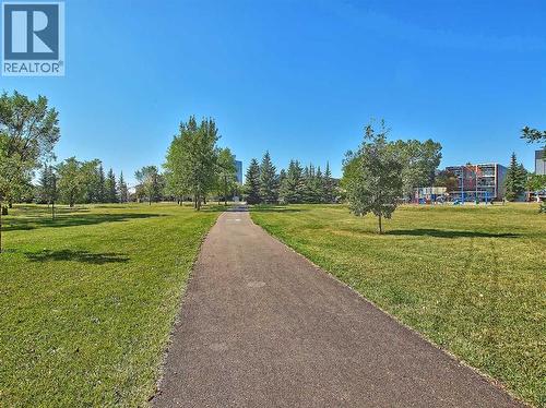 2, 828 8 Avenue Ne, Calgary, AB - Outdoor With View
