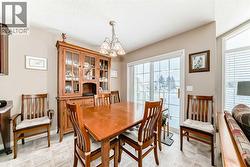 Ample dining space - 