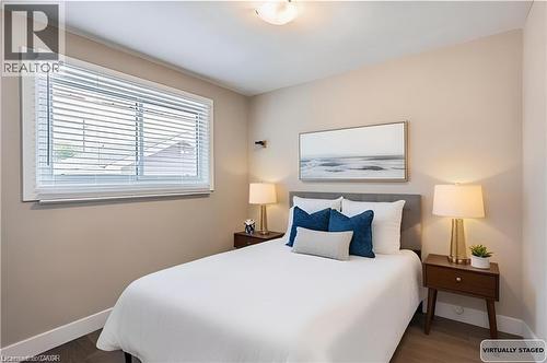 47 Atwater Crescent Unit# Main Floor, Hamilton, ON - Indoor Photo Showing Bedroom