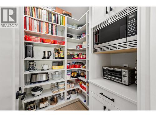 Walk-in pantry with coffee bar area, and built ins - 468 Sparrow Hawk Court, Kelowna, BC - Indoor