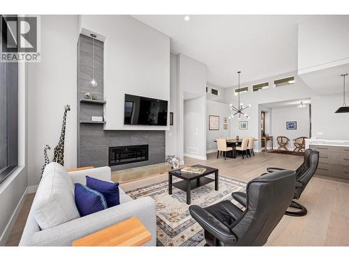 468 Sparrow Hawk Court, Kelowna, BC - Indoor Photo Showing Living Room With Fireplace