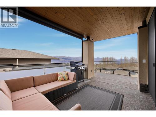 Incredible views! - 468 Sparrow Hawk Court, Kelowna, BC - Outdoor With Deck Patio Veranda With Exterior