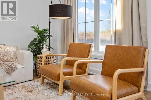 714 Tailslide Private, Ottawa, ON - Indoor