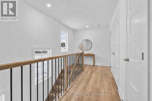 714 Tailslide Private, Ottawa, ON - Indoor Photo Showing Other Room