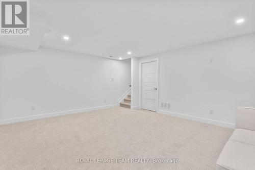 714 Tailslide Private, Ottawa, ON - Indoor