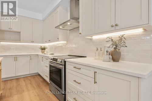 714 Tailslide Private, Ottawa, ON - Indoor Photo Showing Kitchen