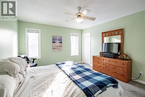 82 Westglen Boulevard, Blackfalds, AB - Indoor Photo Showing Bedroom