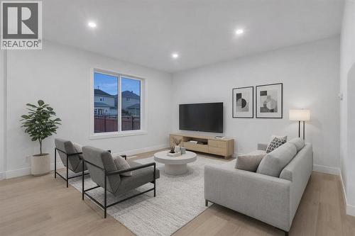 52 Saddlecreek Terrace Ne, Calgary, AB - Indoor Photo Showing Living Room