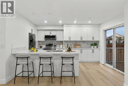 52 Saddlecreek Terrace Ne, Calgary, AB - Indoor Photo Showing Kitchen