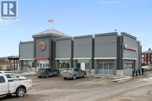 987 Berkley Drive Nw, Calgary, AB - Outdoor