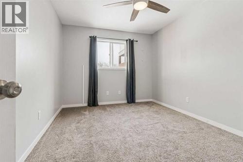 1005 Eagleview Place Nw, High River, AB - Indoor Photo Showing Other Room