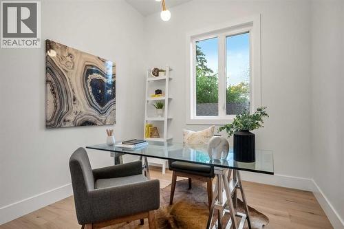 1415 24 Street Sw, Calgary, AB - Indoor