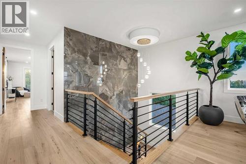 1415 24 Street Sw, Calgary, AB - Indoor Photo Showing Other Room