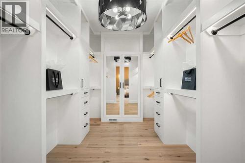 1415 24 Street Sw, Calgary, AB - Indoor Photo Showing Other Room