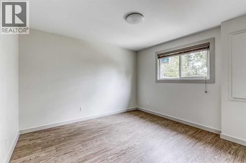 Master - 632 Cantrell Drive Sw, Calgary, AB - Indoor Photo Showing Other Room
